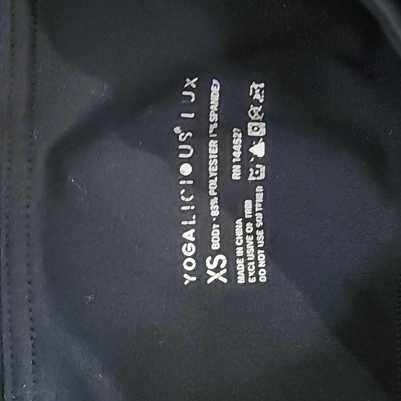 Yogalicious Lux Black Leggings Sz XS - Picture 3 of 3